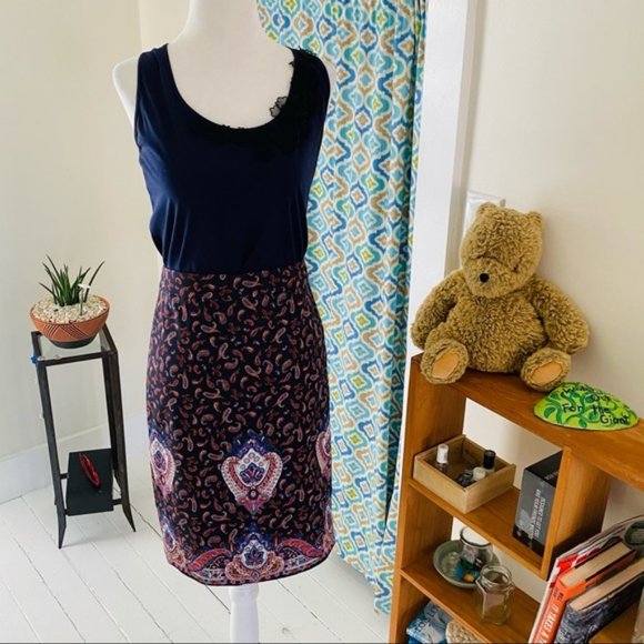 J. Crew The Pencil Skirt in Sateen Dot (size 2) - Picture 3 of 10